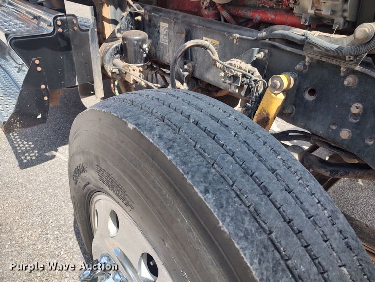 image for item MF9521 2008 Kenworth W900  dump truck