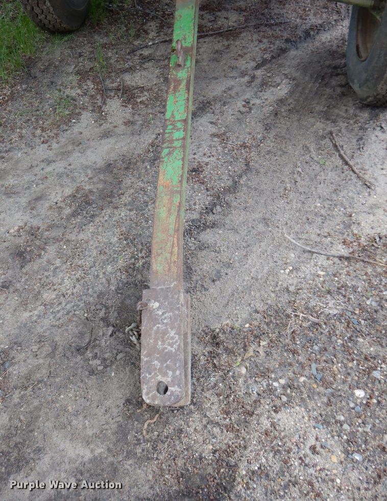 image for item MF9610 Tank trailer