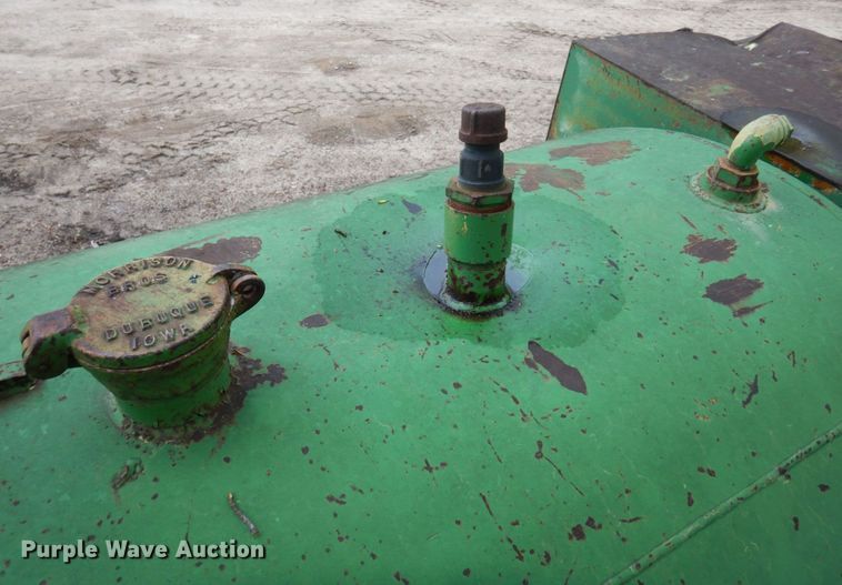 image for item MF9610 Tank trailer