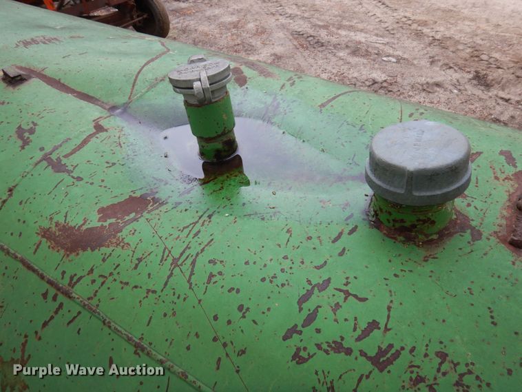 image for item MF9610 Tank trailer