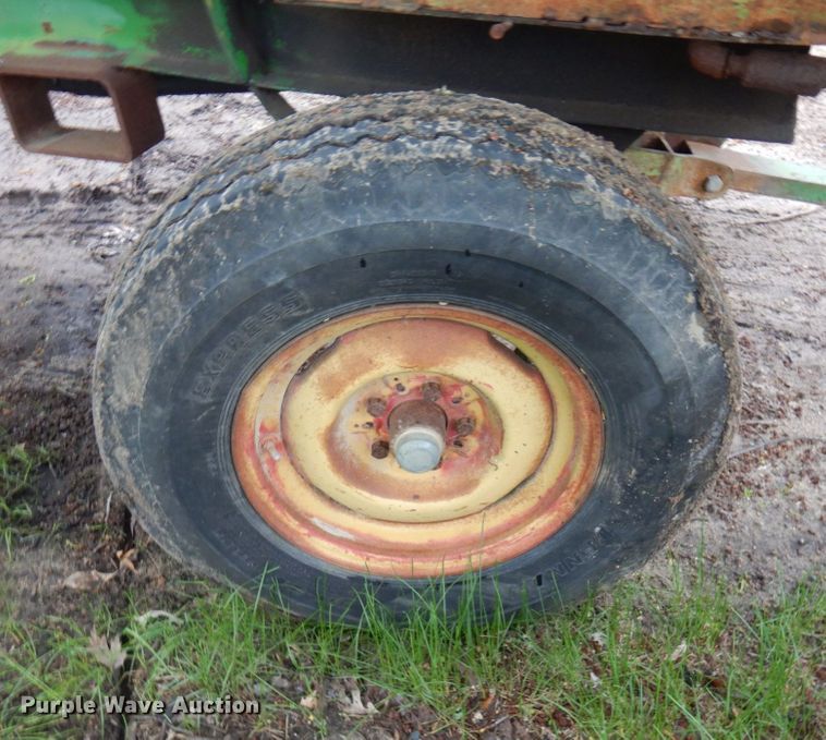 image for item MF9610 Tank trailer