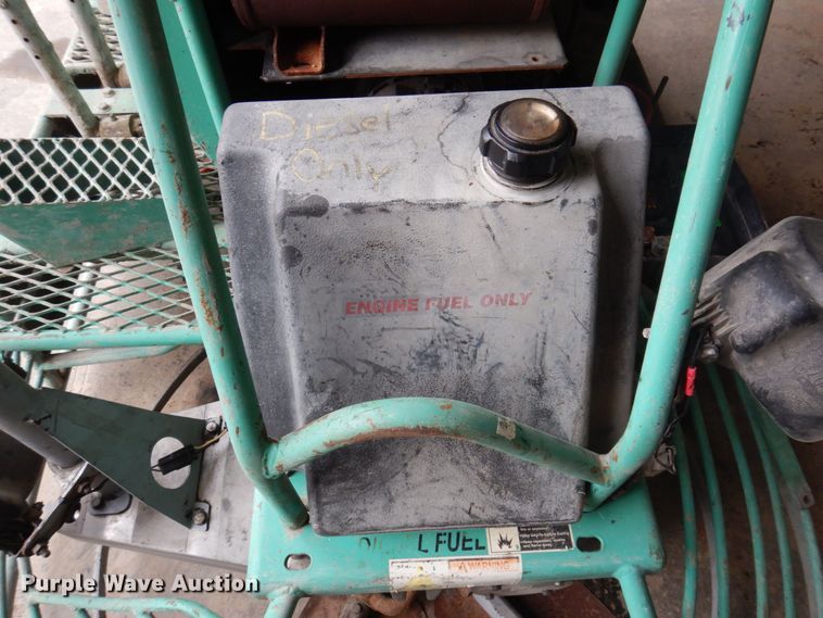 image for item MU9595 2007 Whiteman HHN34TVDTSCL5  power trowel