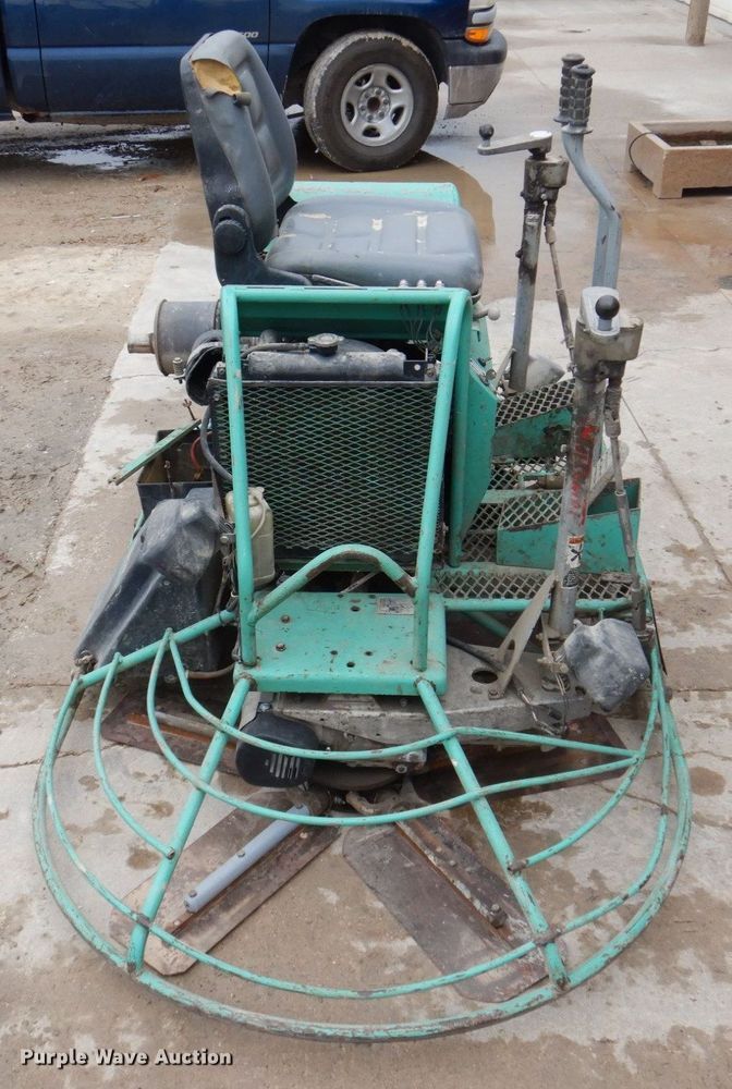 image for item MU9596 2004 Whiteman HT031VTCSL5  power trowel
