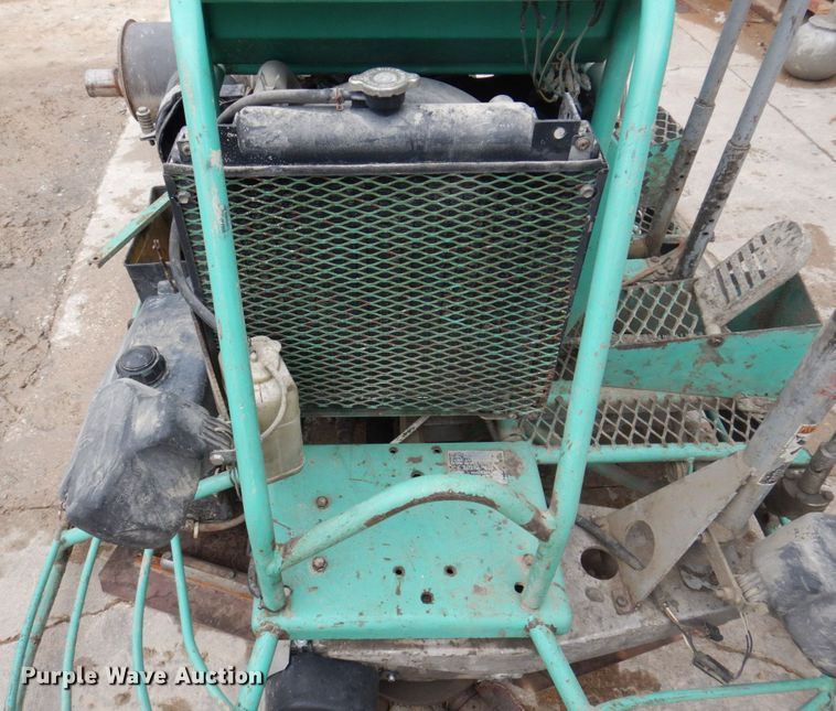 image for item MU9596 2004 Whiteman HT031VTCSL5  power trowel