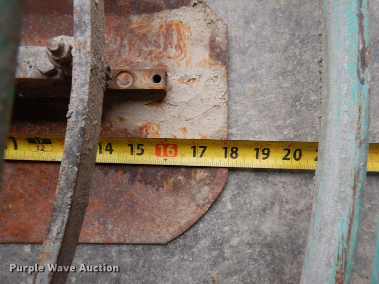 image for item MU9599 2007 Whiteman HTN31VTCSL5  power trowel