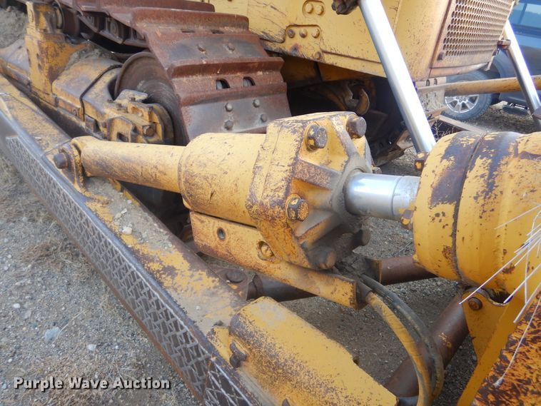 image for item MX9899 1975 Caterpillar D9H  dozer
