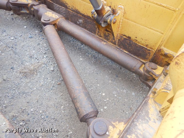 image for item MX9899 1975 Caterpillar D9H  dozer