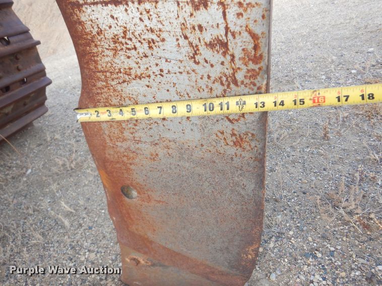 image for item MX9899 1975 Caterpillar D9H  dozer