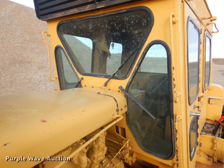 image for item MX9899 1975 Caterpillar D9H  dozer