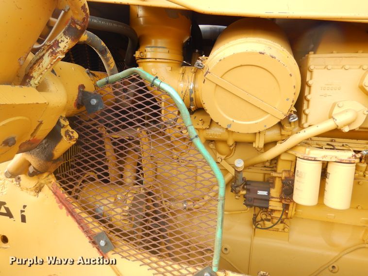 image for item MX9899 1975 Caterpillar D9H  dozer