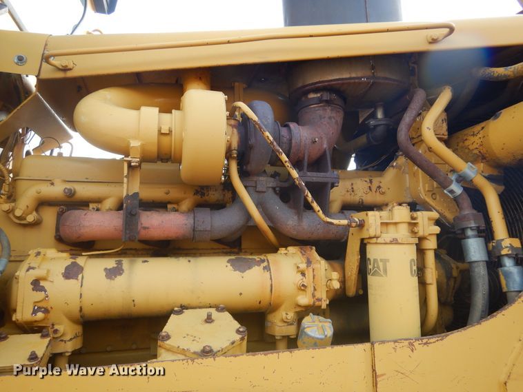 image for item MX9899 1975 Caterpillar D9H  dozer