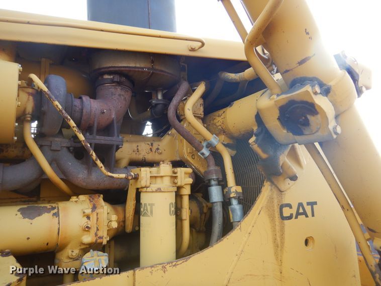 image for item MX9899 1975 Caterpillar D9H  dozer