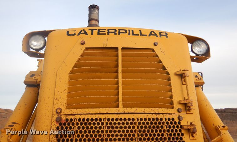 image for item MX9899 1975 Caterpillar D9H  dozer