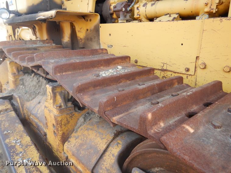 image for item MX9899 1975 Caterpillar D9H  dozer