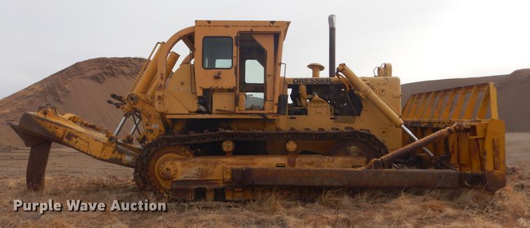 image for item MX9900 Dresser TD-25  dozer