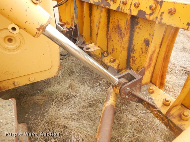 image for item MX9900 Dresser TD-25  dozer