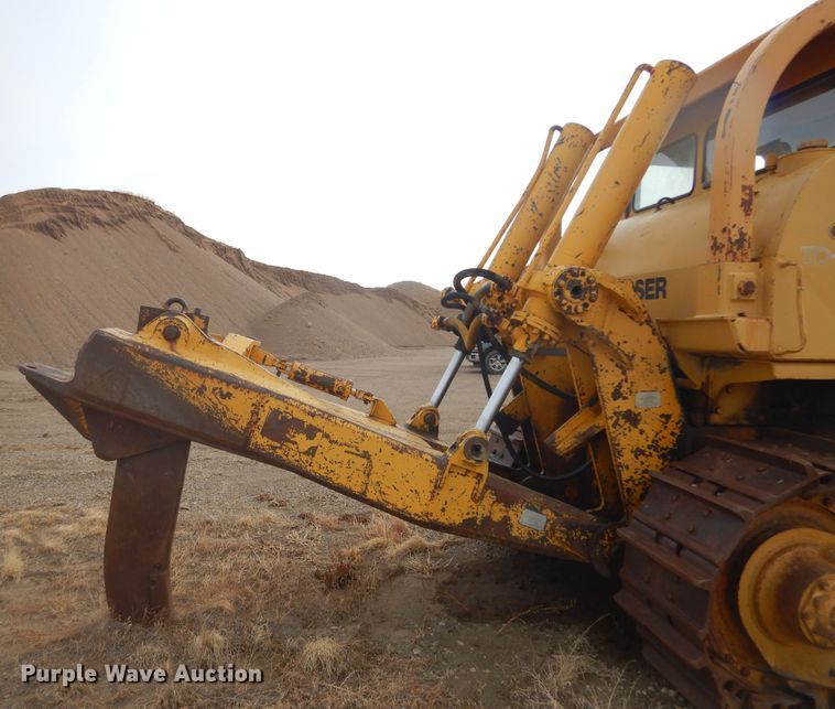 image for item MX9900 Dresser TD-25  dozer