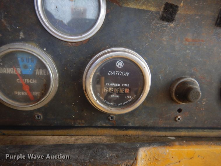 image for item MX9900 Dresser TD-25  dozer