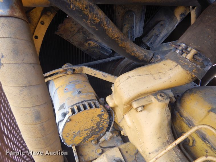 image for item MX9900 Dresser TD-25  dozer