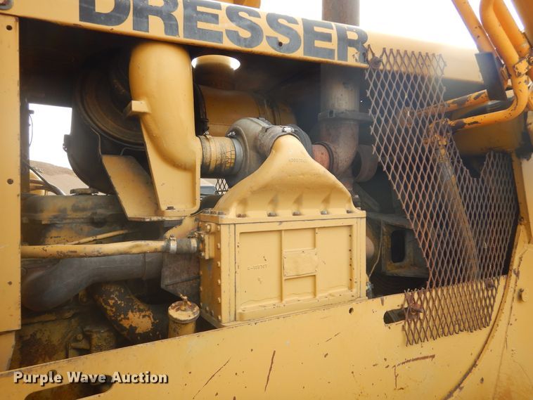 image for item MX9900 Dresser TD-25  dozer