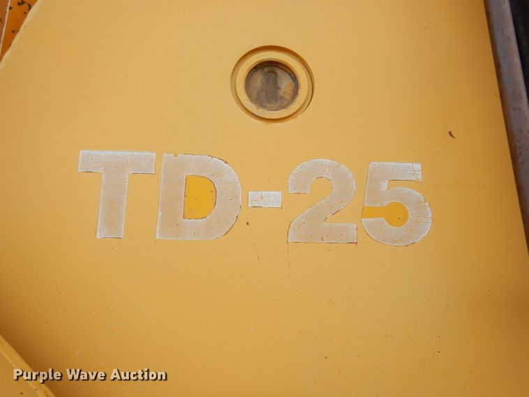 image for item MX9900 Dresser TD-25  dozer