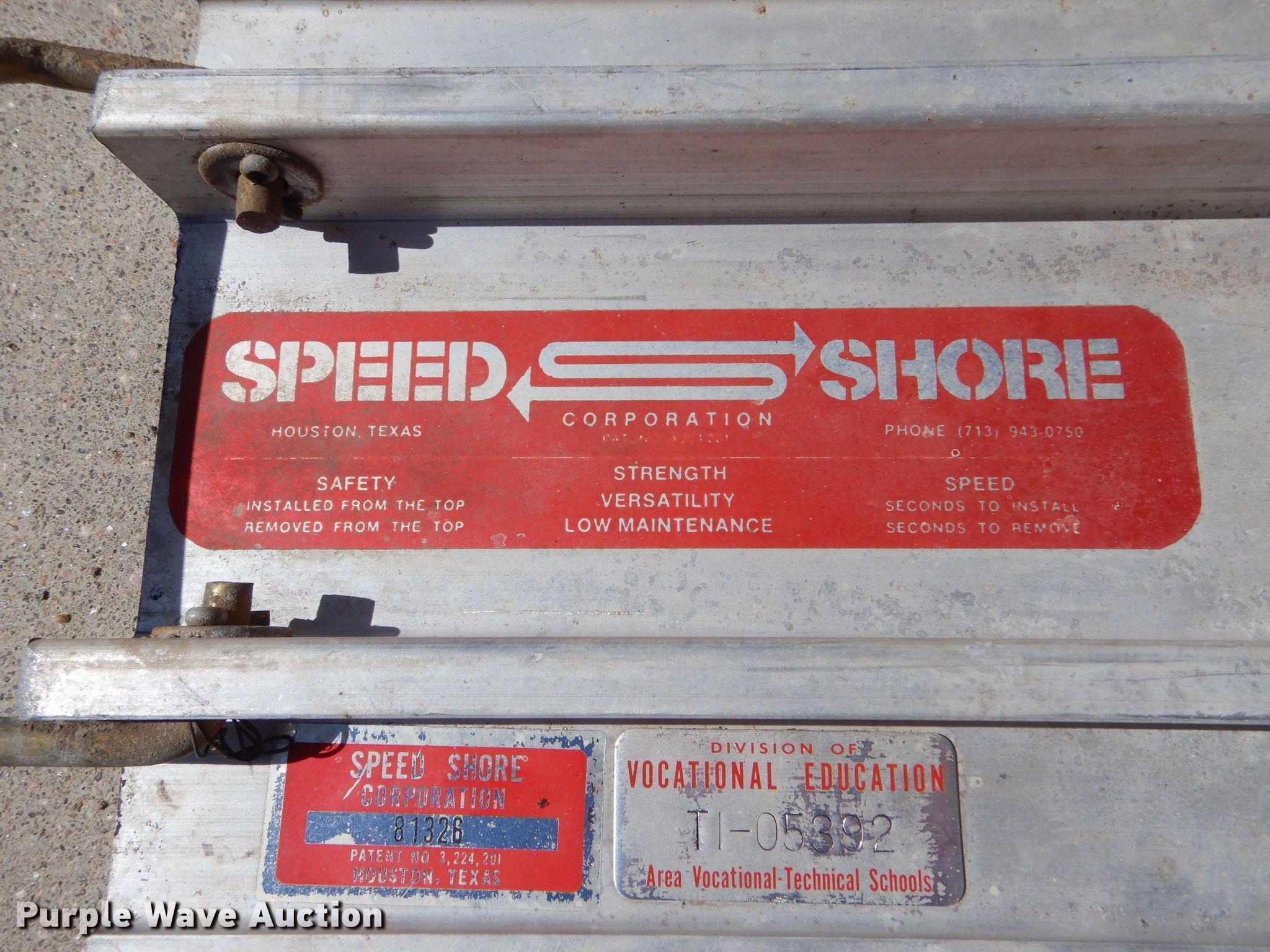 Speed Shore Corporation hydraulic shoring system in Colby, KS | Item ...