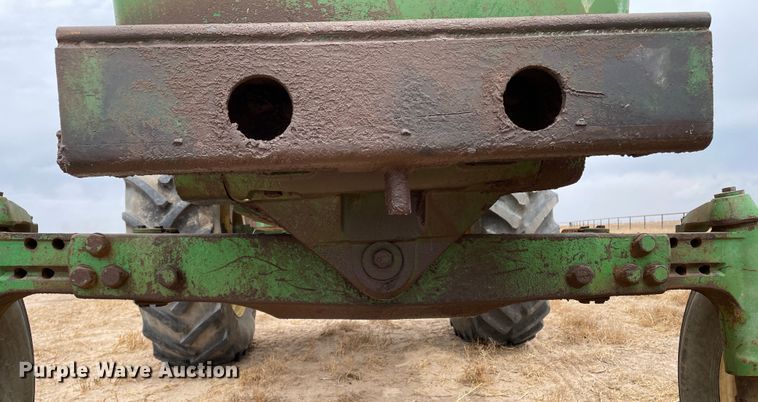 image for item DJ5131 1982 John Deere 4640  tractor