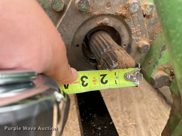 image for item DJ5131 1982 John Deere 4640  tractor