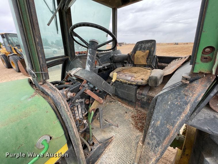 image for item DJ5131 1982 John Deere 4640  tractor