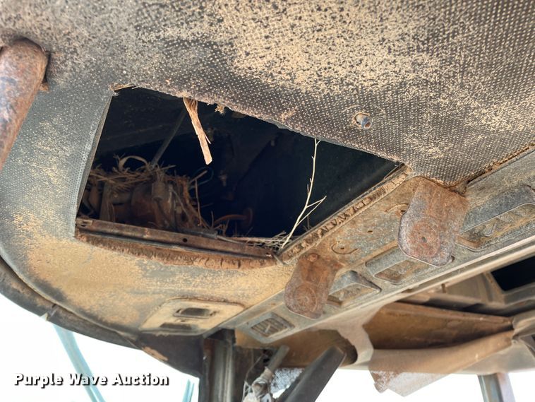 image for item DJ5131 1982 John Deere 4640  tractor