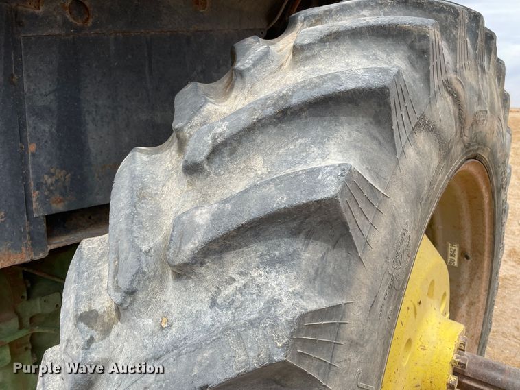 image for item DJ5131 1982 John Deere 4640  tractor