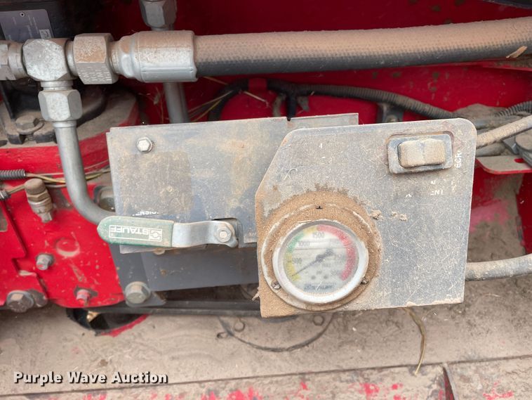 image for item DJ5133 2014 Massey Ferguson WR9760  windrower