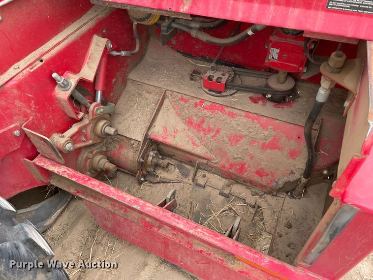 image for item DJ5133 2014 Massey Ferguson WR9760  windrower