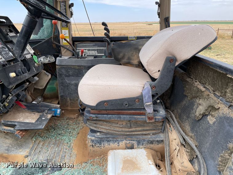 image for item DJ5134 1993 John Deere 8870  4WD tractor