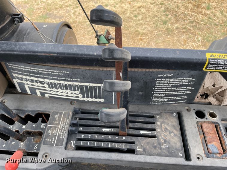 image for item DJ5134 1993 John Deere 8870  4WD tractor