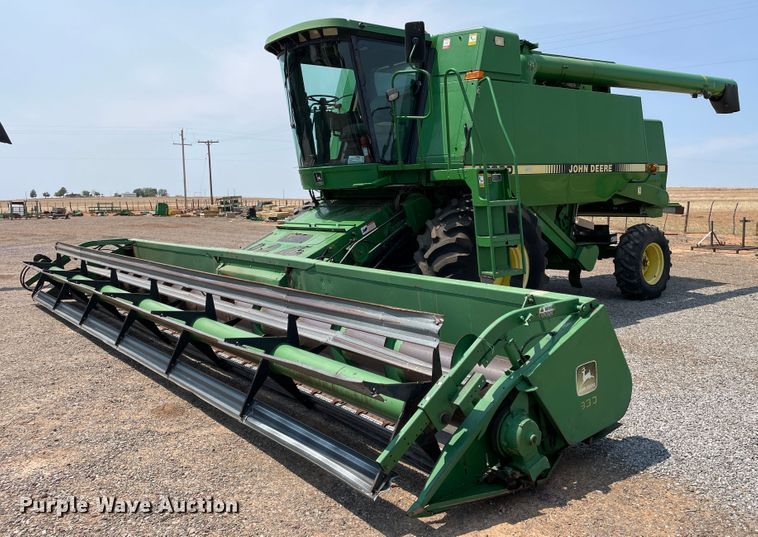 image for item DJ5157 1991 John Deere 9600  combine