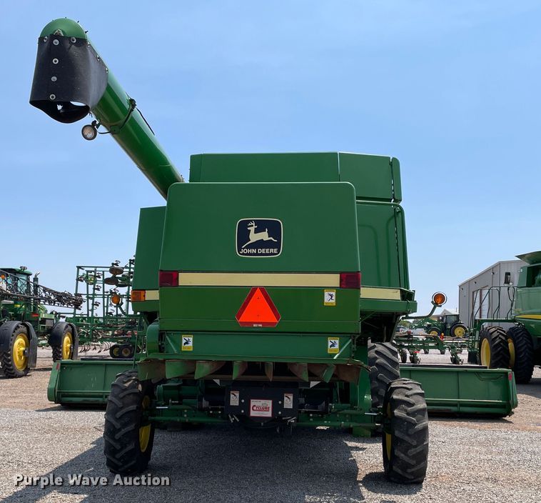 image for item DJ5157 1991 John Deere 9600  combine