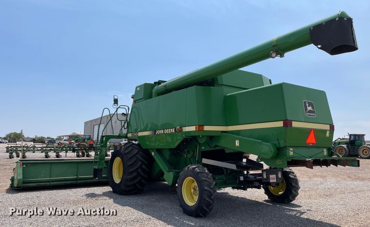 image for item DJ5157 1991 John Deere 9600  combine