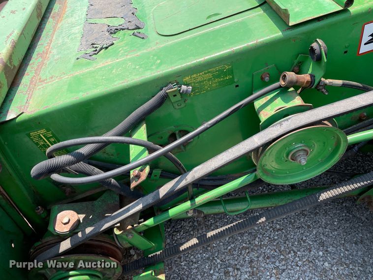 image for item DJ5157 1991 John Deere 9600  combine