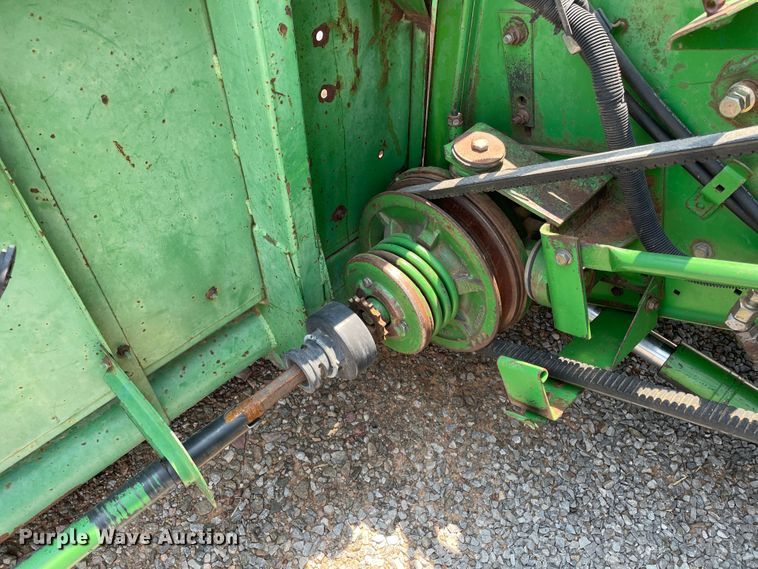 image for item DJ5157 1991 John Deere 9600  combine
