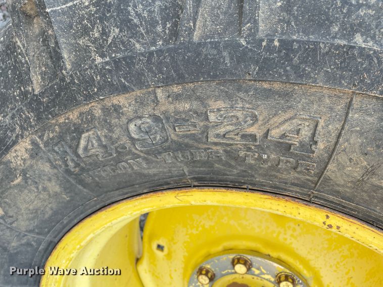 image for item DJ5157 1991 John Deere 9600  combine