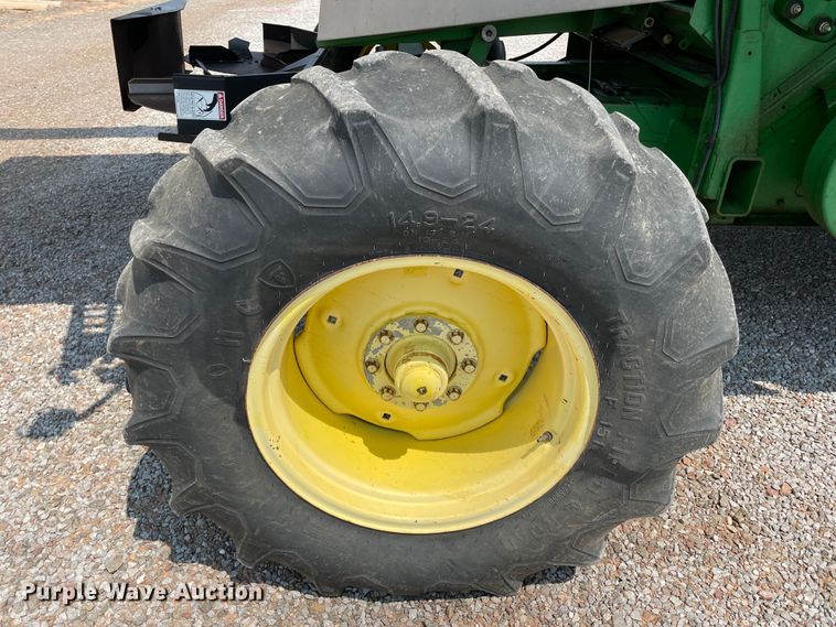 image for item DJ5157 1991 John Deere 9600  combine