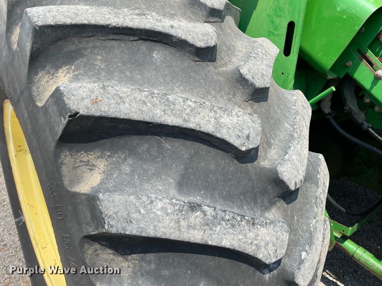 image for item DJ5157 1991 John Deere 9600  combine