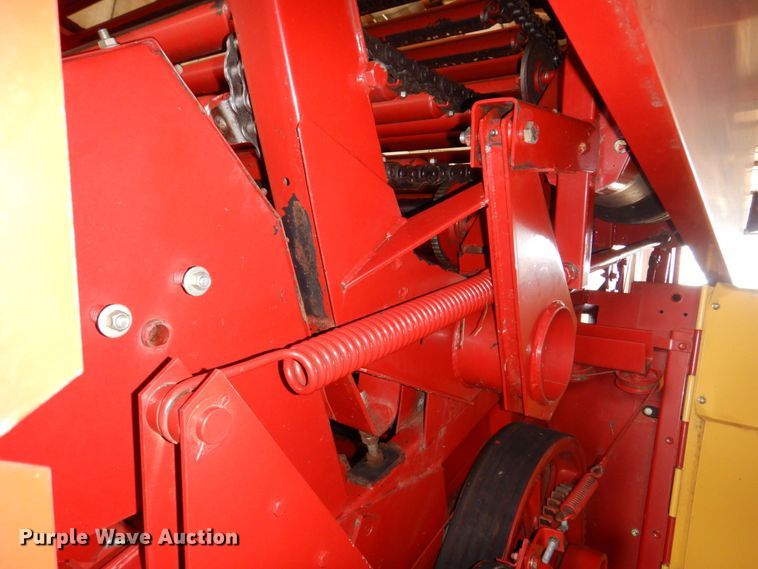 image for item DK0489 New Holland 855  round baler