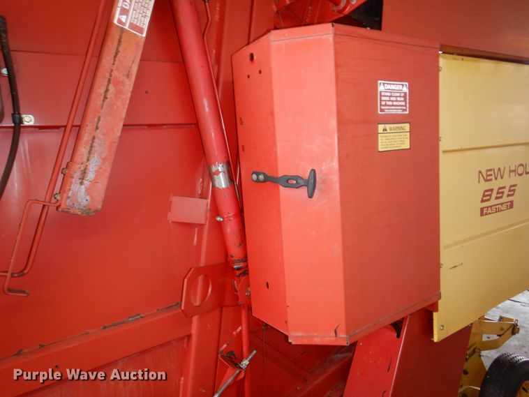 image for item DK0489 New Holland 855  round baler
