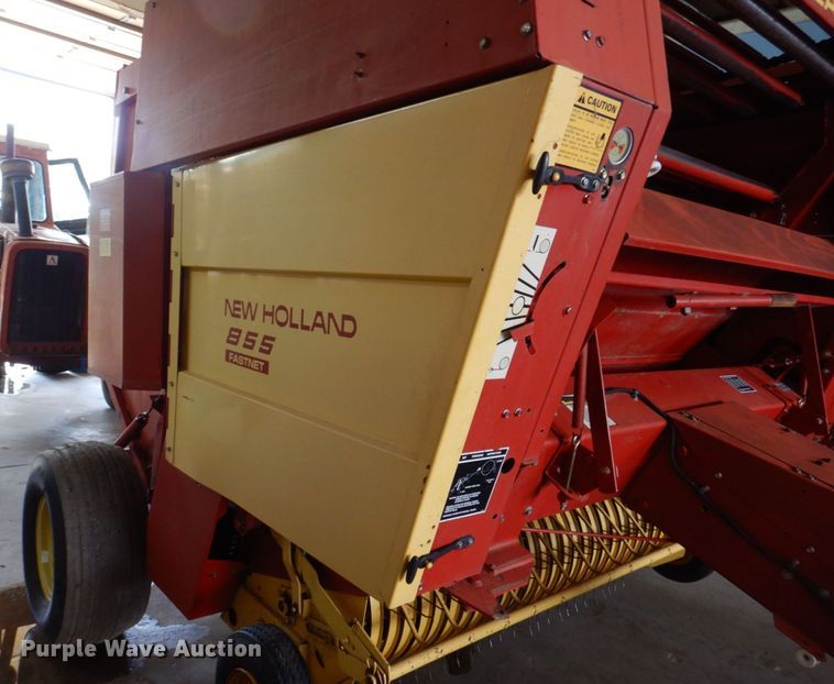 image for item DK0489 New Holland 855  round baler
