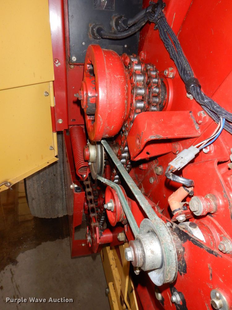 image for item DK0489 New Holland 855  round baler