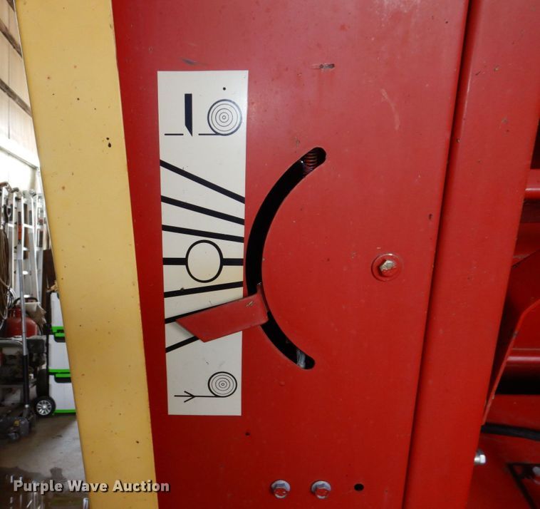 image for item DK0489 New Holland 855  round baler