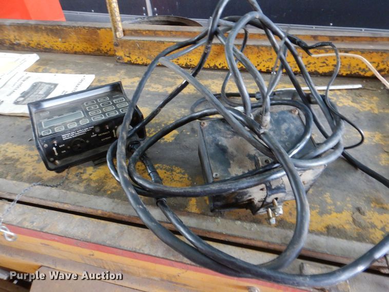 image for item DK0489 New Holland 855  round baler