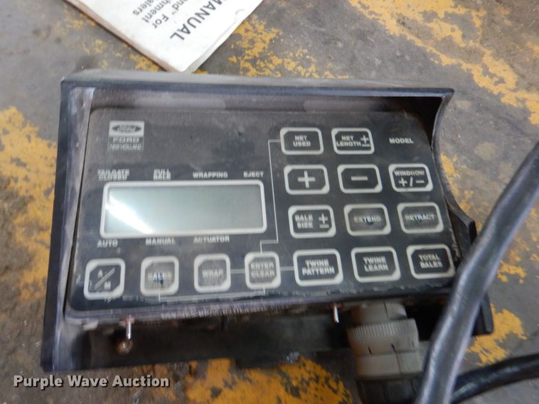 image for item DK0489 New Holland 855  round baler